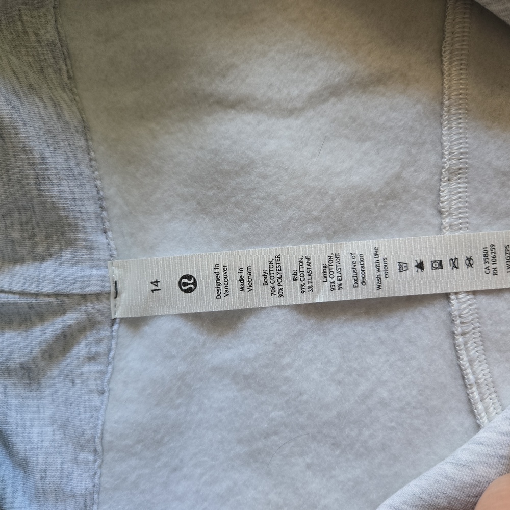 Lululemon Scuba Full-Zip CROPPED Hoodie - Picture 9 of 10